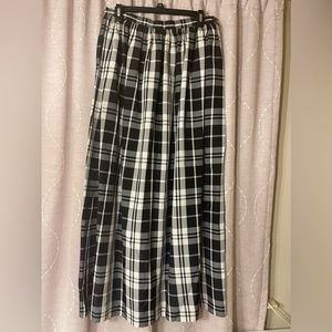 Almost new size 12 petite wear elegantly